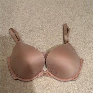 Victoria’s Secret Women's Nude Bra